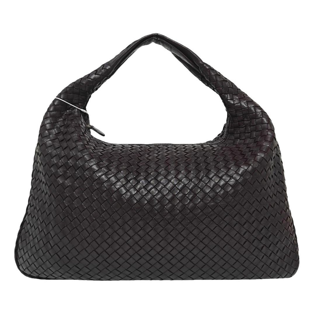 Veneta leather handbag