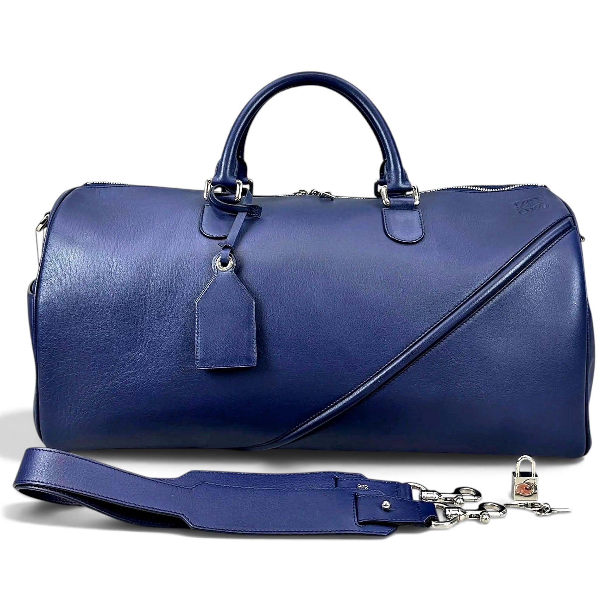 Leather travel bag
