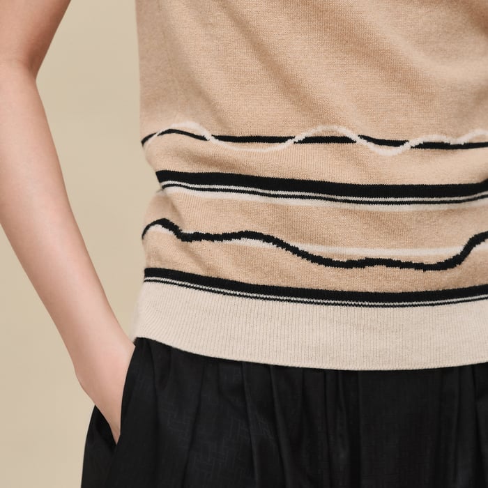 Beige Cajou "Ex-libris" Short-sleeve Sweater