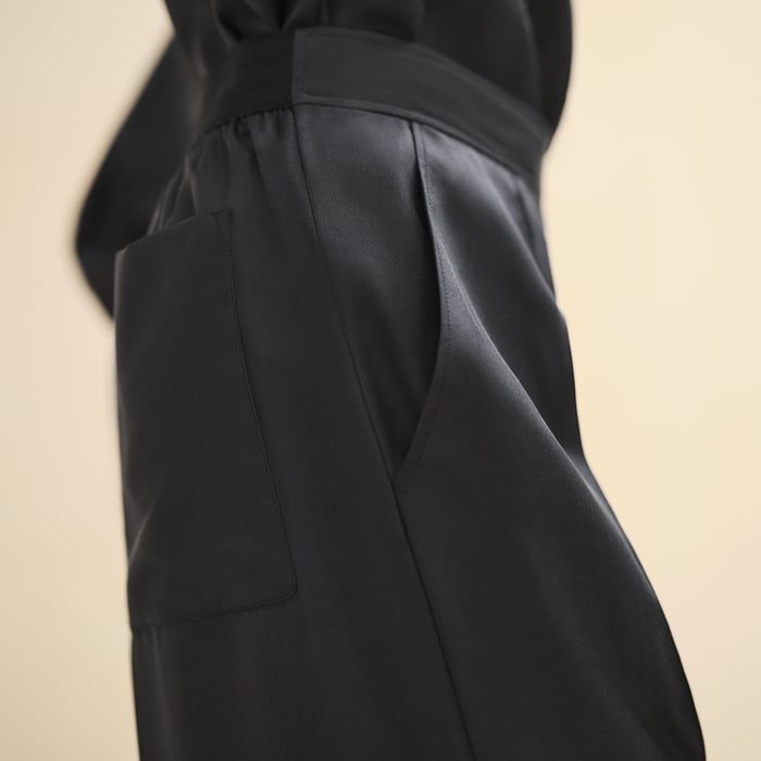Noir Pants