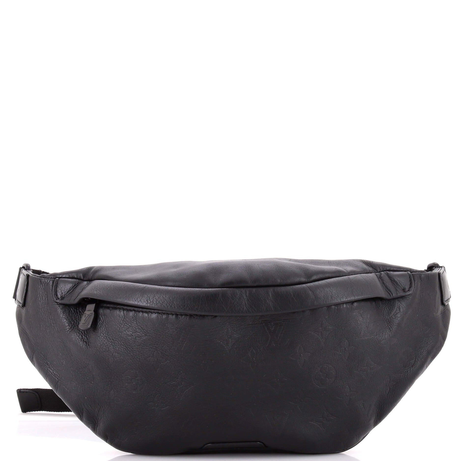 Discovery Bumbag Monogram Shadow Leather