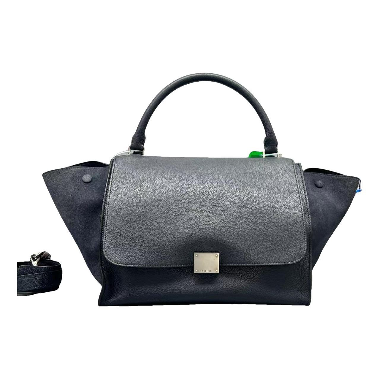 Trapèze leather handbag