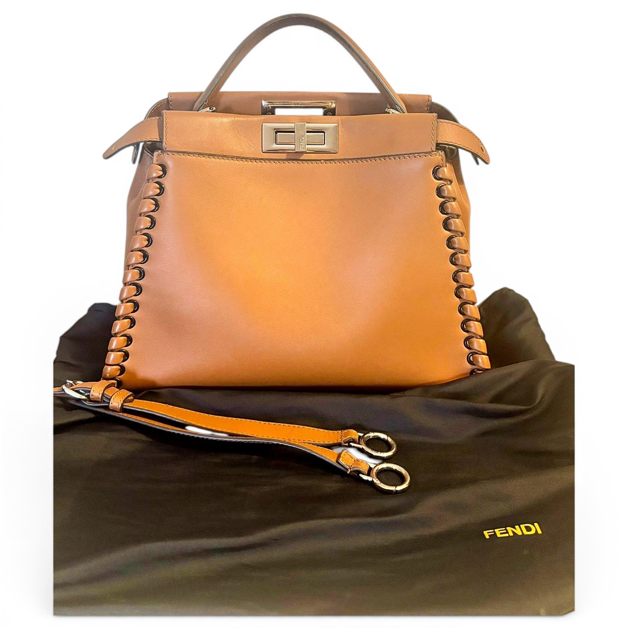 Peekaboo Essentially leather tote
