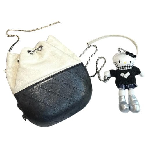 Gabrielle Bucket leather handbag
