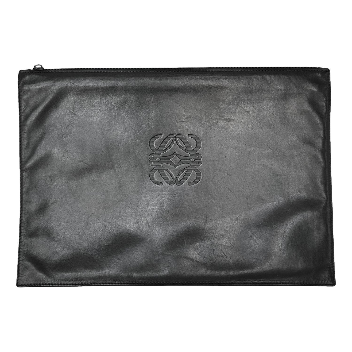 Leather clutch bag