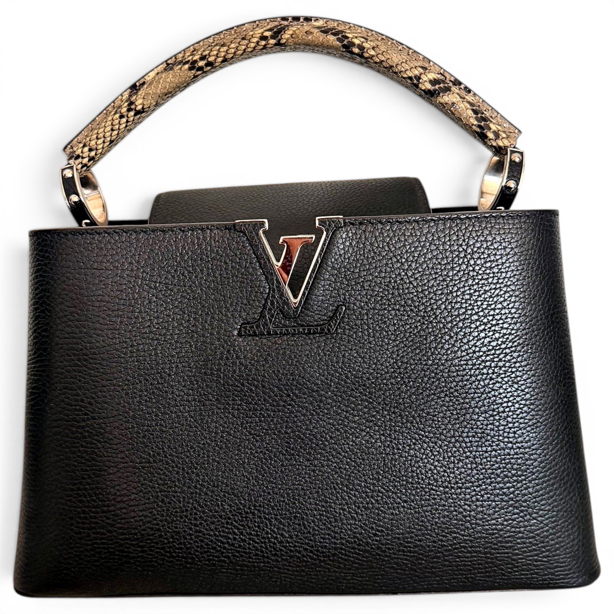 Capucines leather handbag