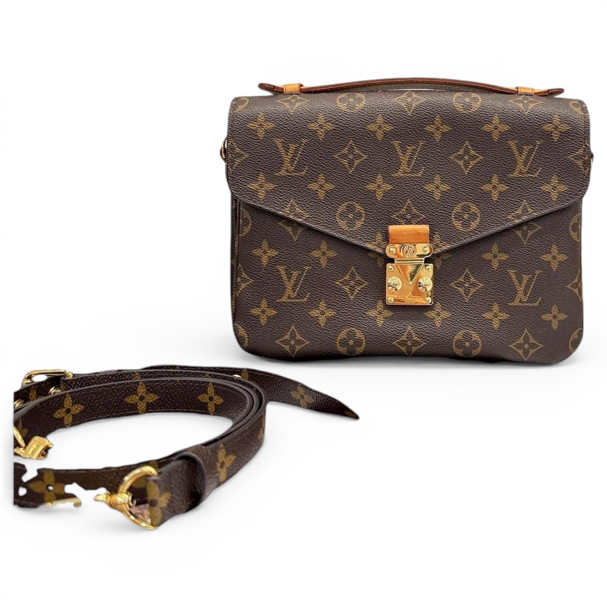 Metis leather handbag