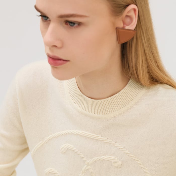 Blanc Naturel Cashmere "H Lift" Long-sleeve Sweater