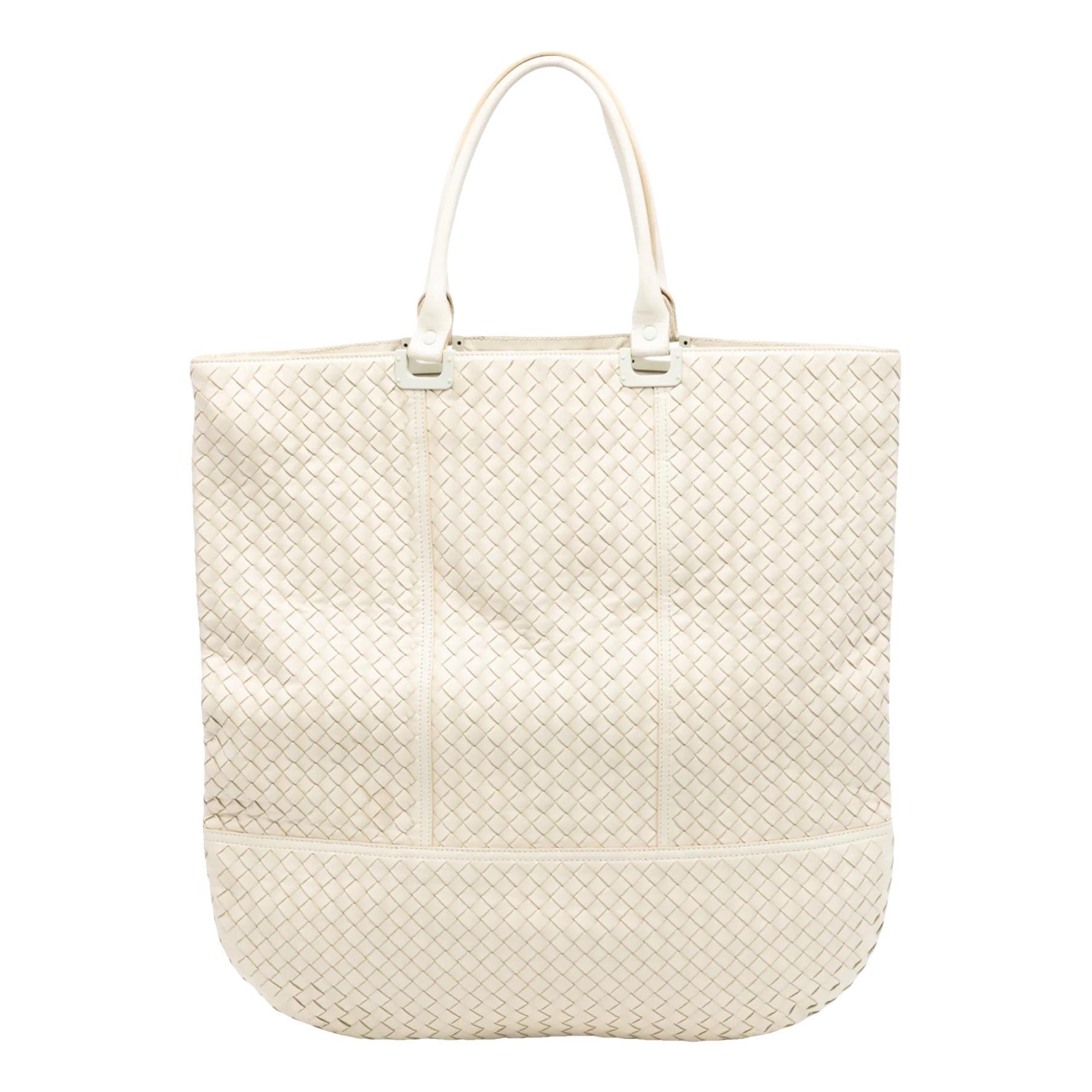 Leather tote