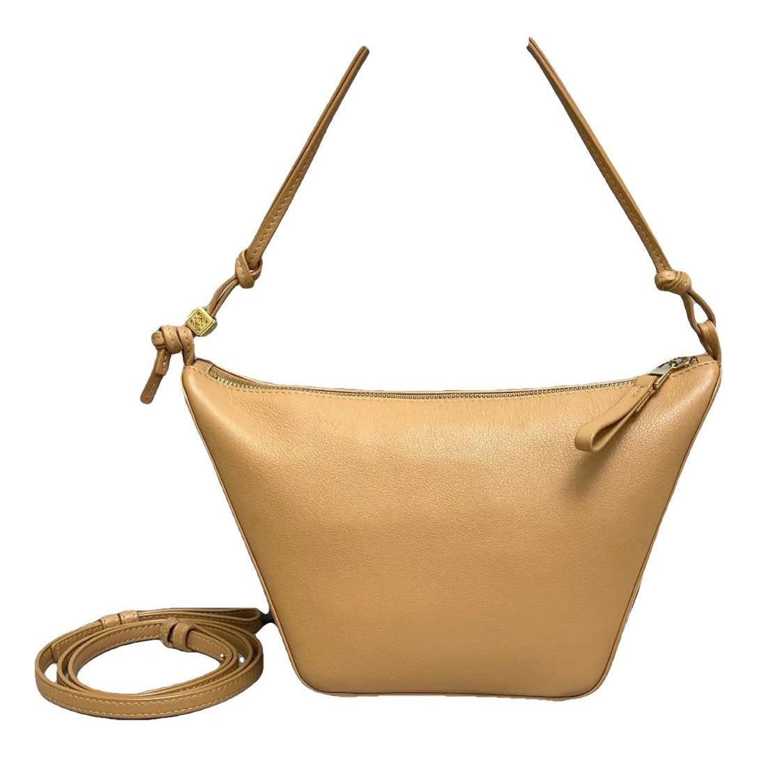 Luna leather handbag