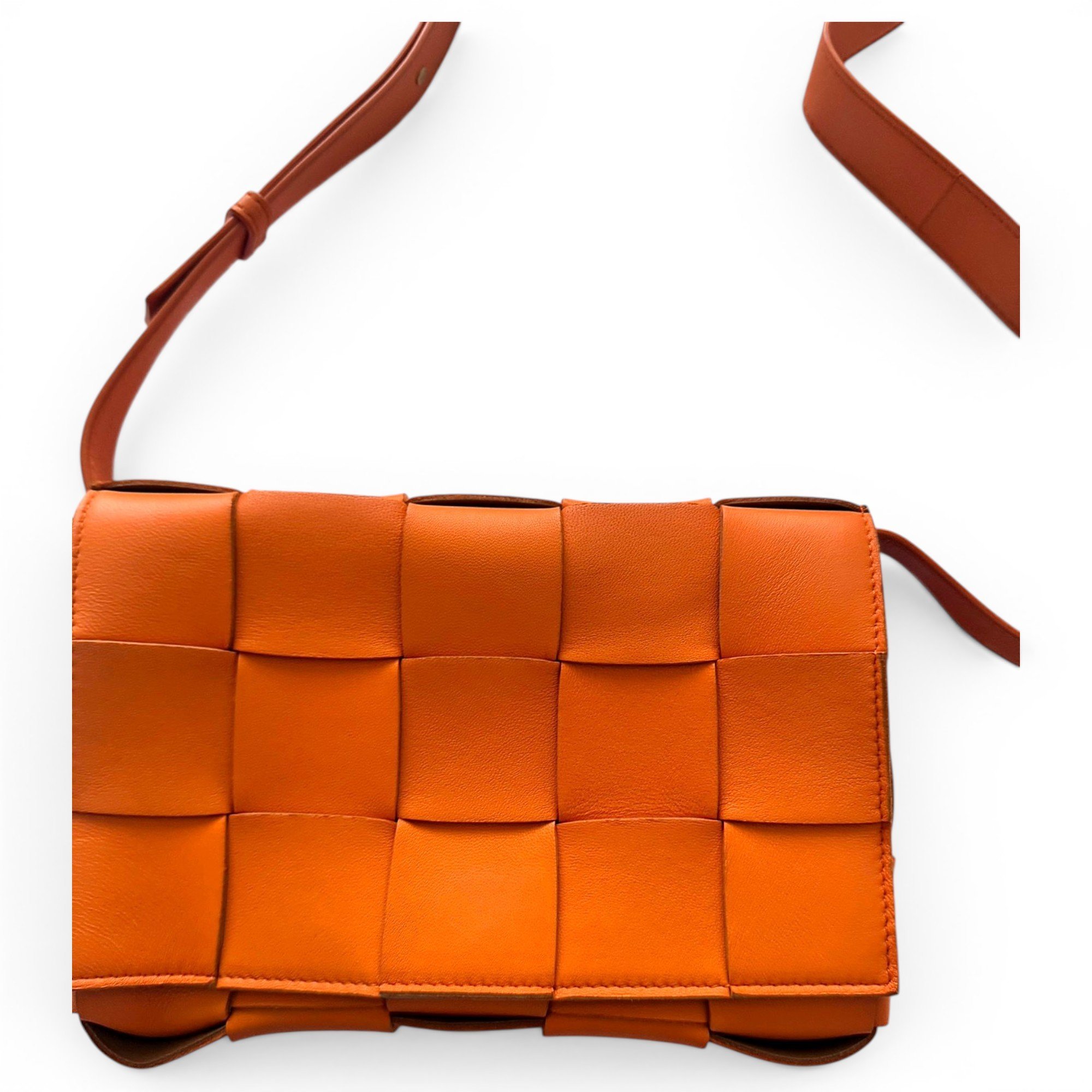 Cassette leather crossbody bag