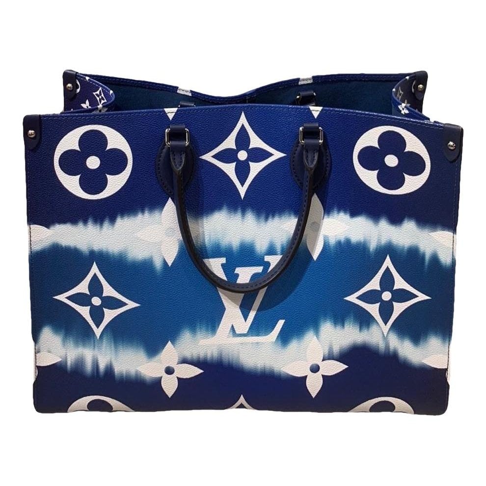 Onthego leather handbag