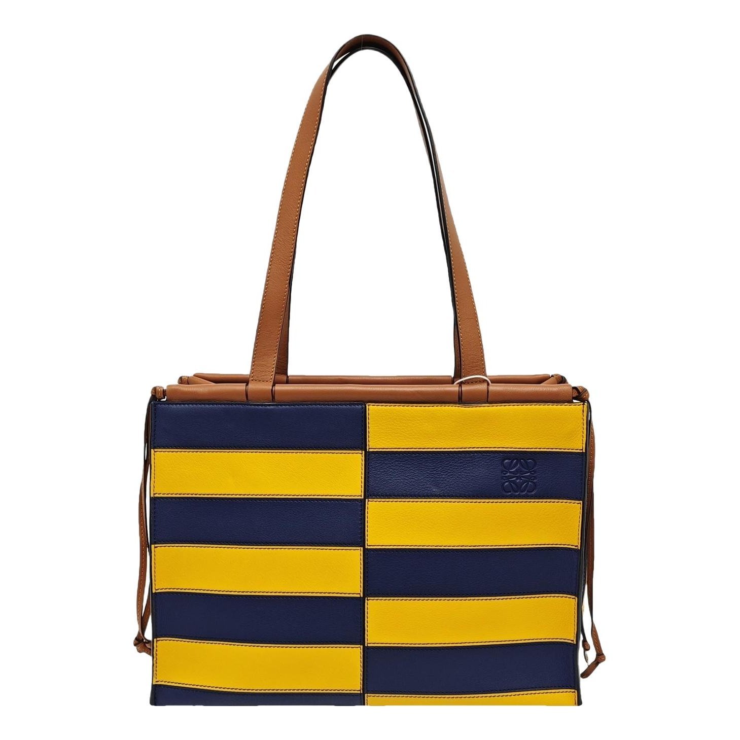 Cushion leather handbag