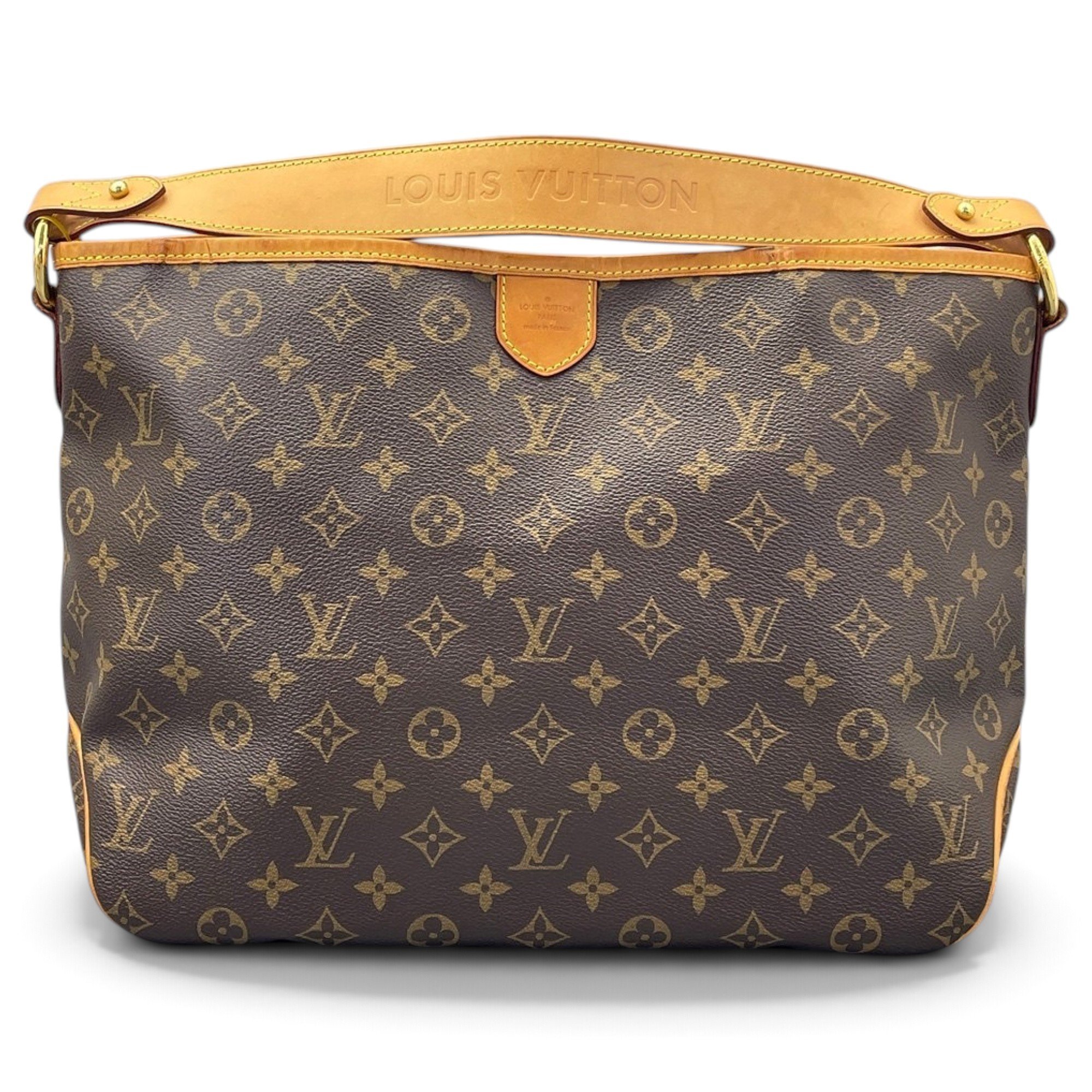 Delightful leather handbag