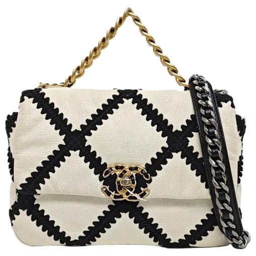 Chanel 19 leather handbag