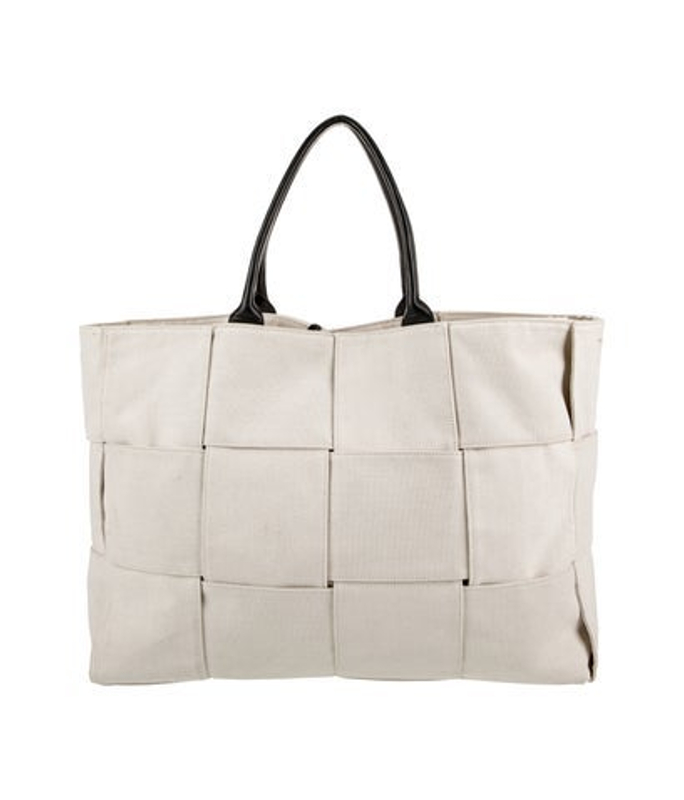 Bottega Veneta Veneta Canvas Arco Large