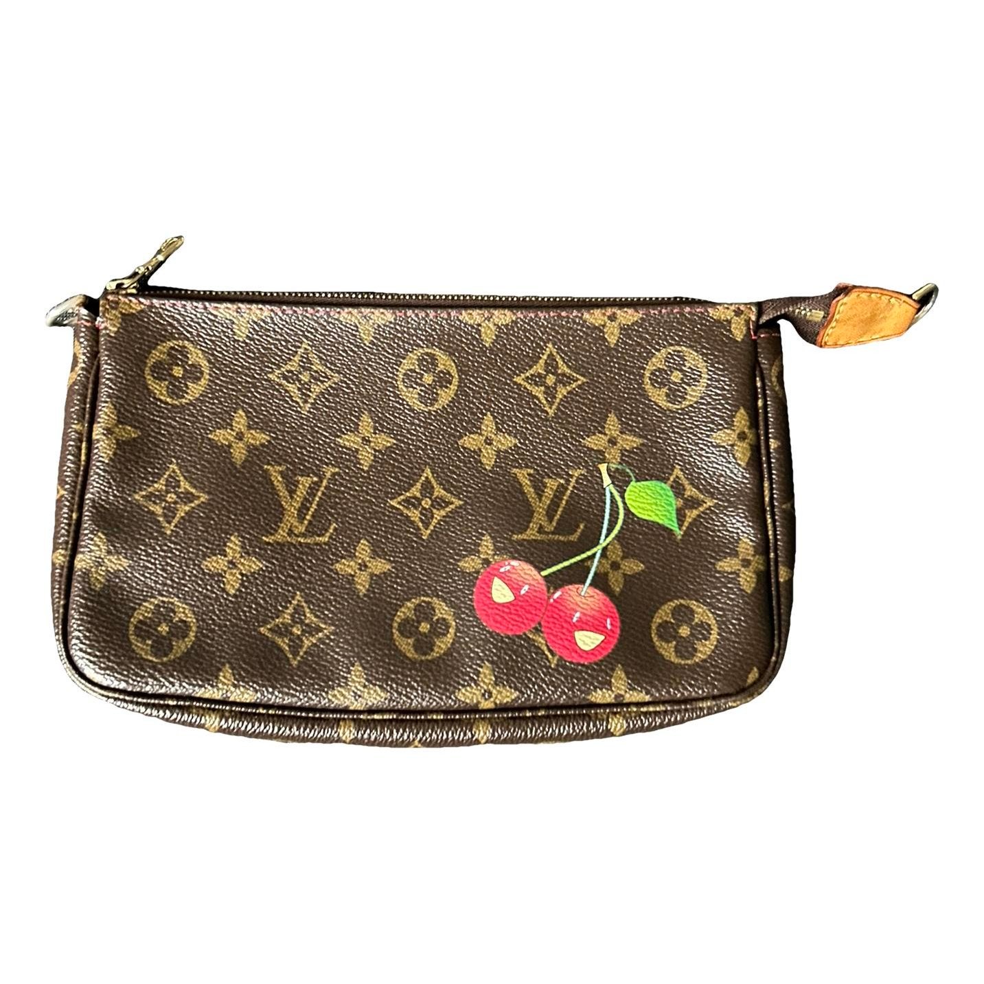 Louis Vuitton Pochette Accessoire cloth handbag