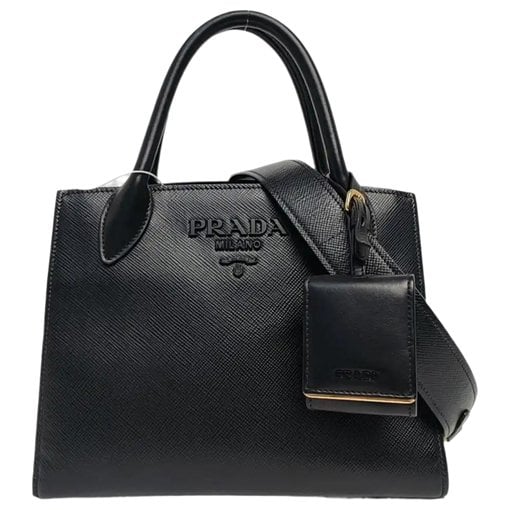Monochrome leather handbag
