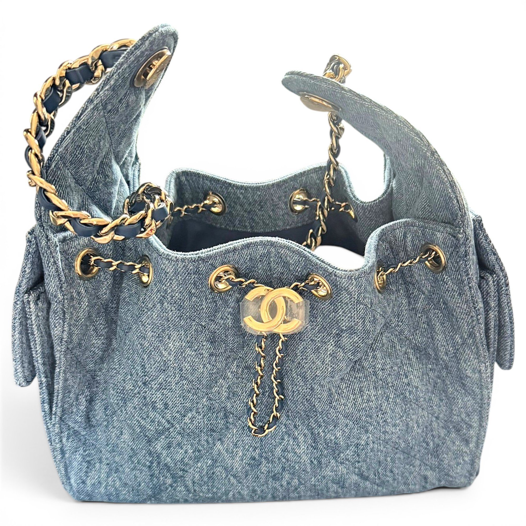 Chanel 25 handbag