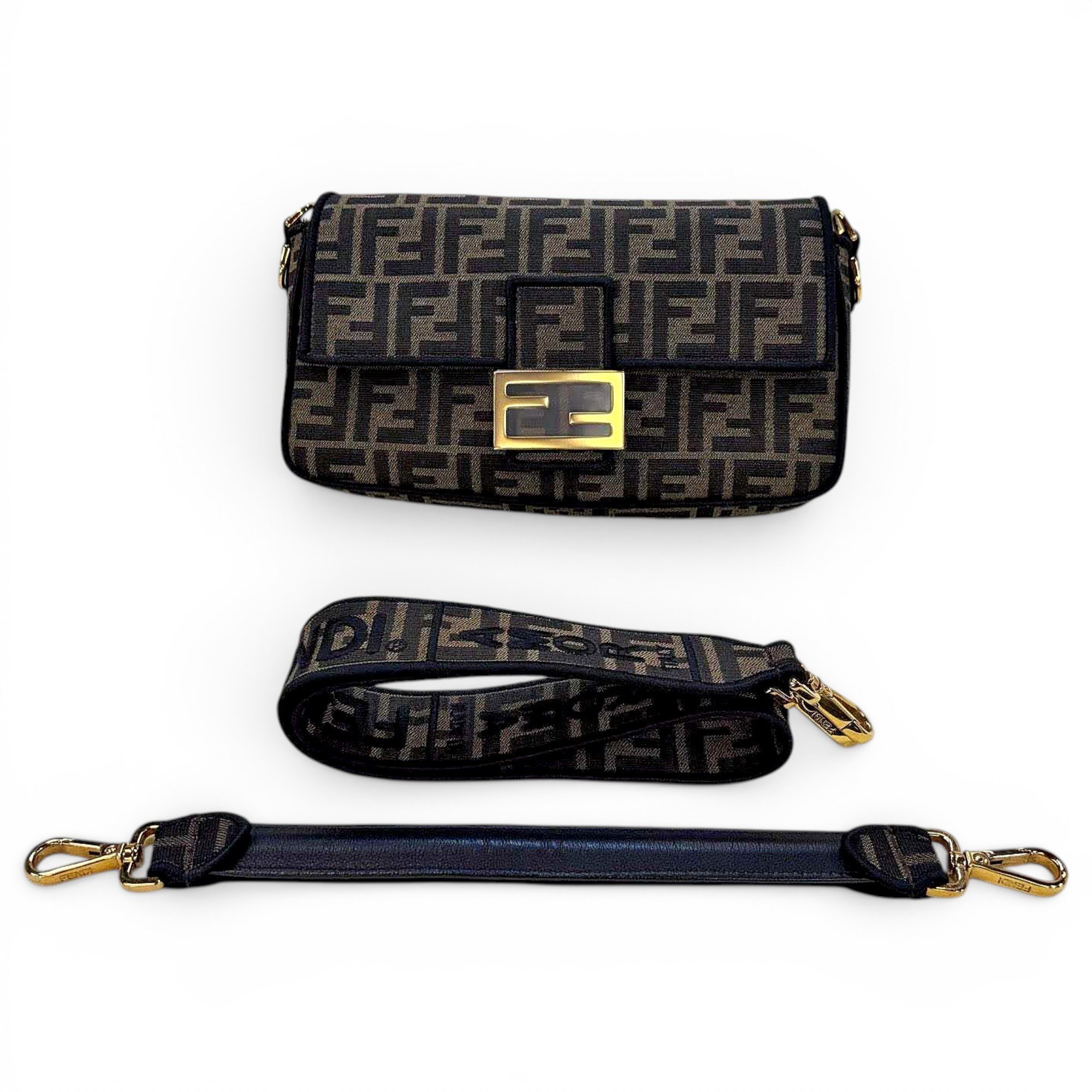 Baguette cloth handbag