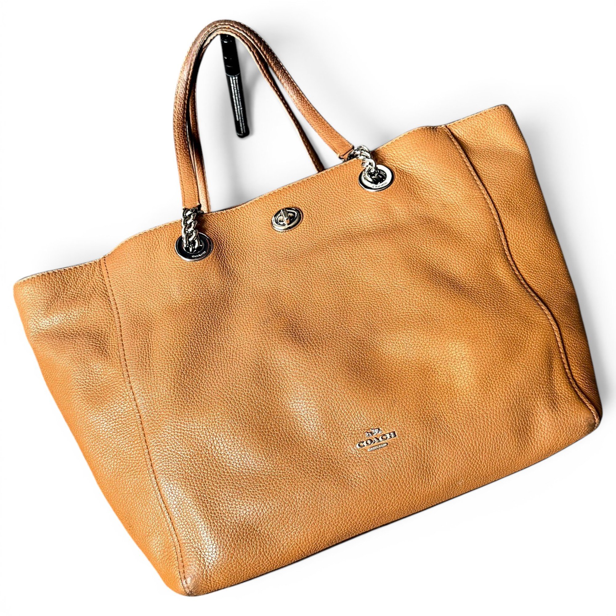 Leather handbag
