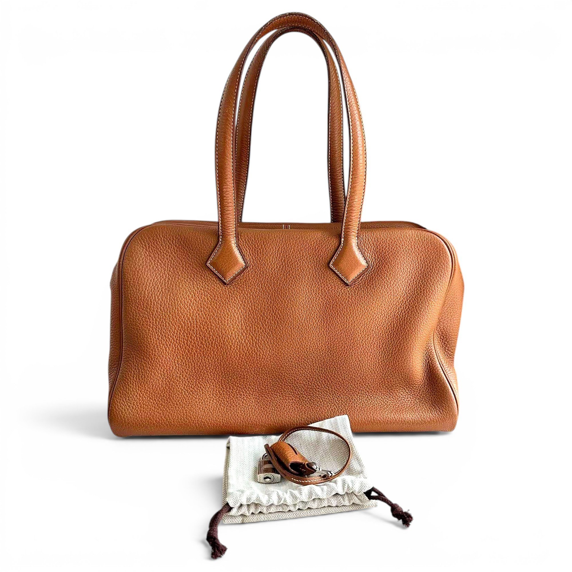 Victoria leather handbag