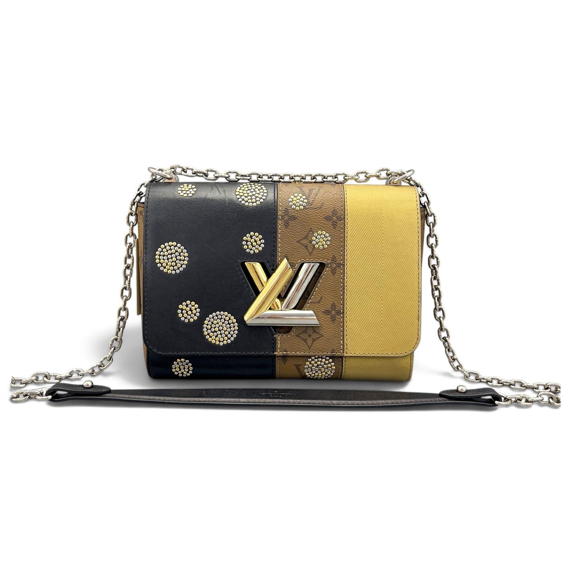 Twist crossbody bag