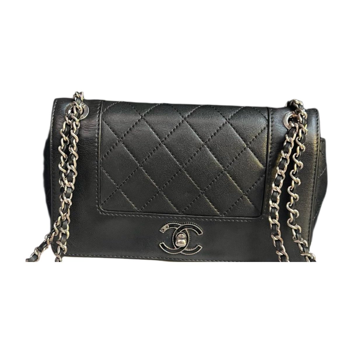 Timeless/Classique leather handbag