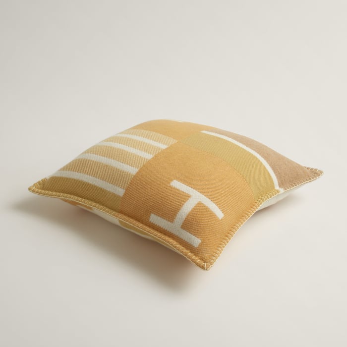 Tisane Avalon Vibration Pillow, Small Model