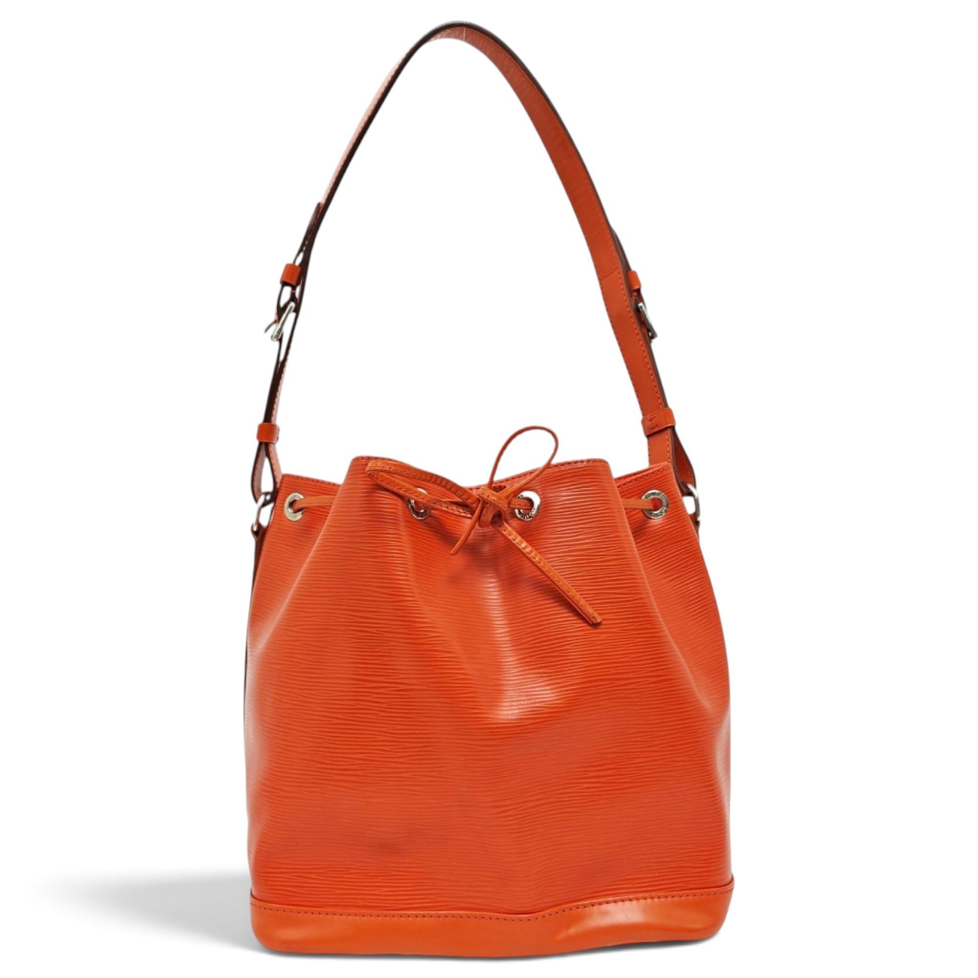 Noé leather handbag