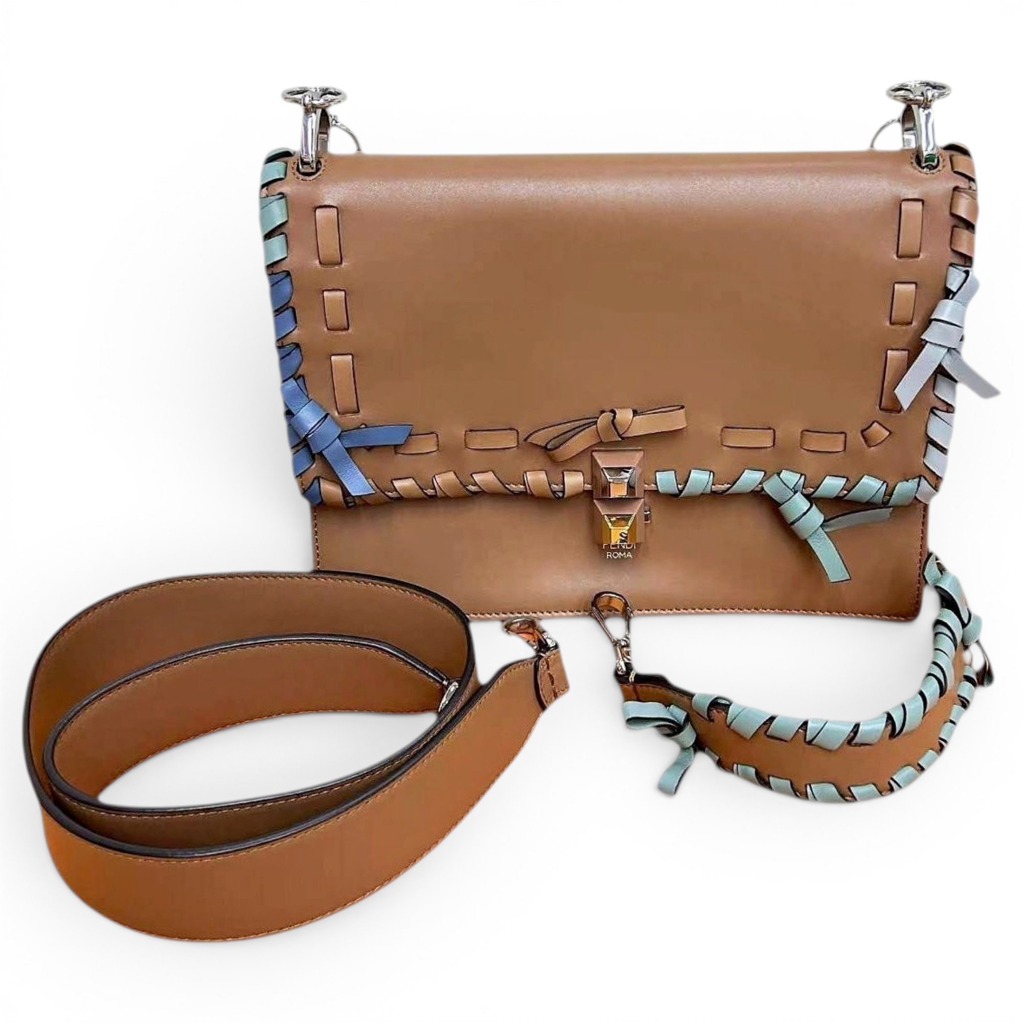 Kan I leather tote