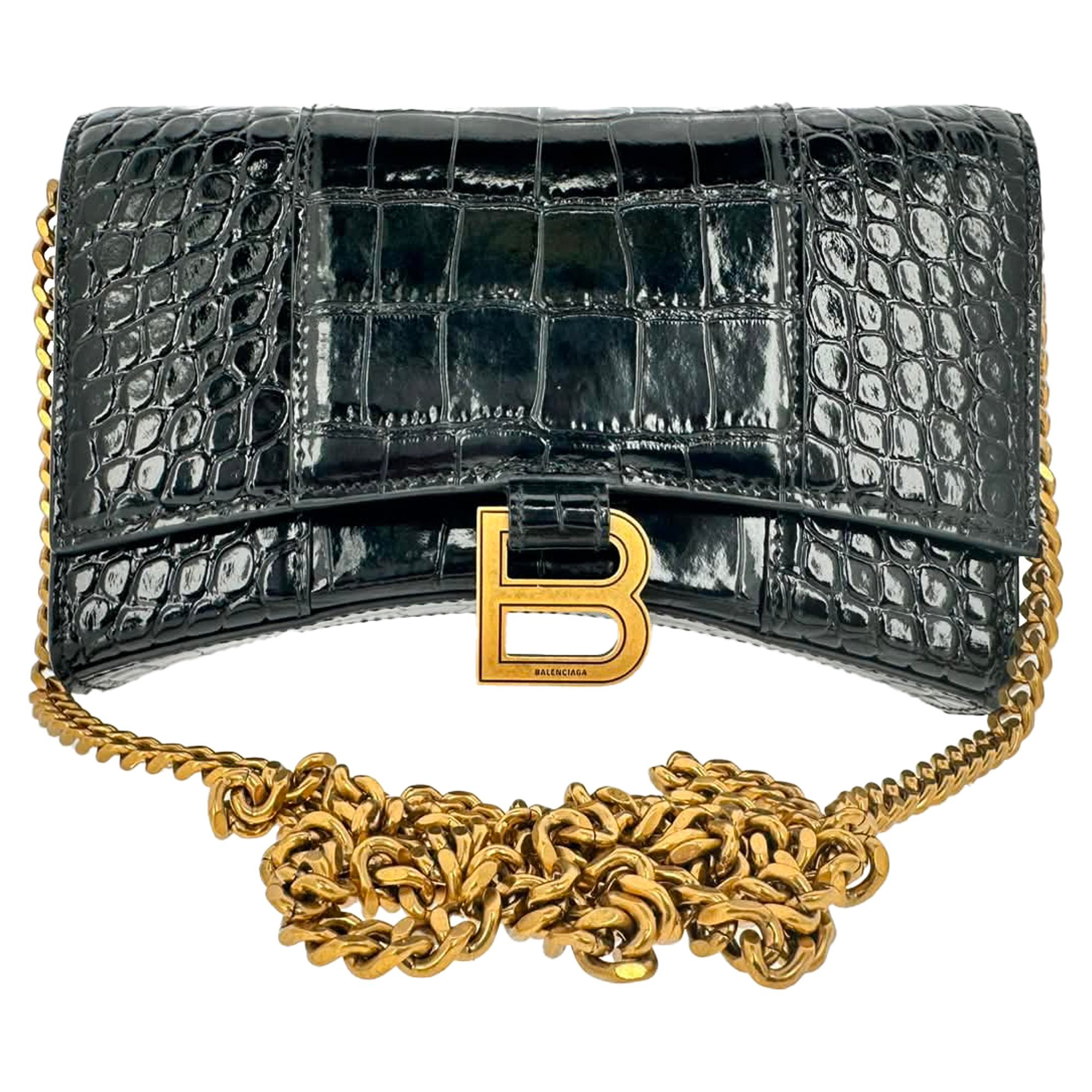 Leather clutch bag