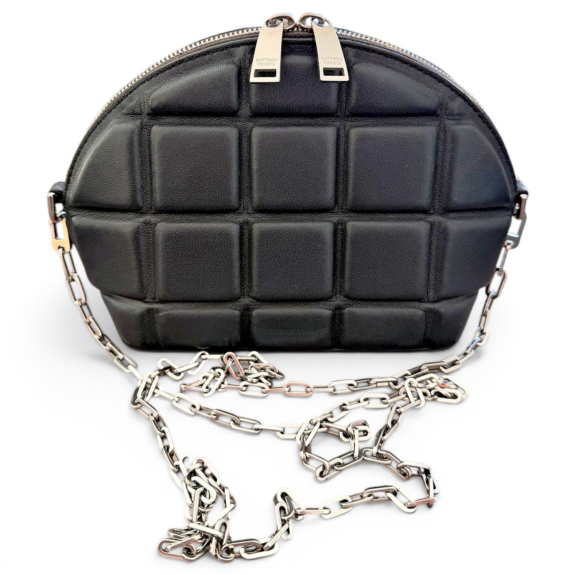 Cassette leather handbag