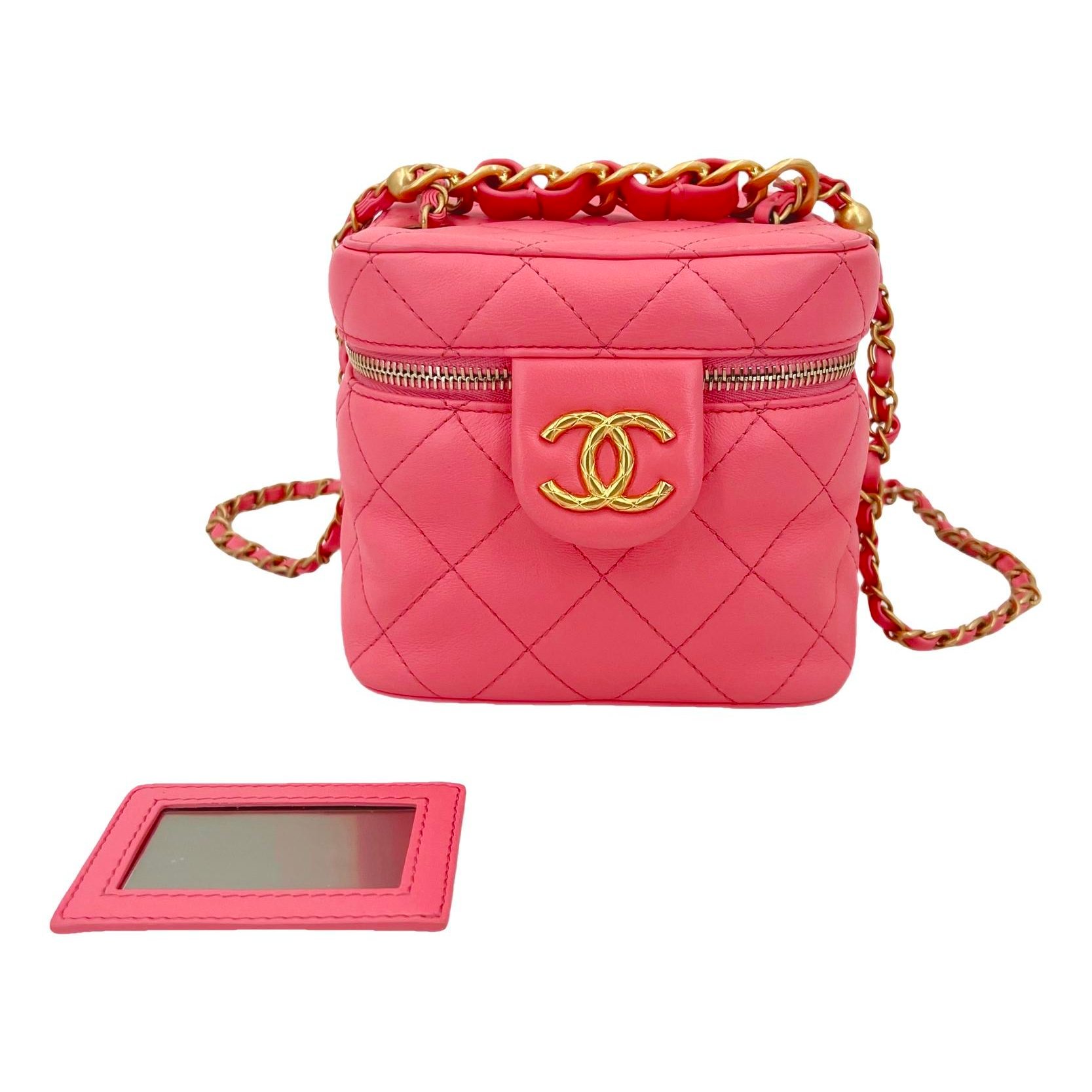 Trendy CC Vanity leather handbag