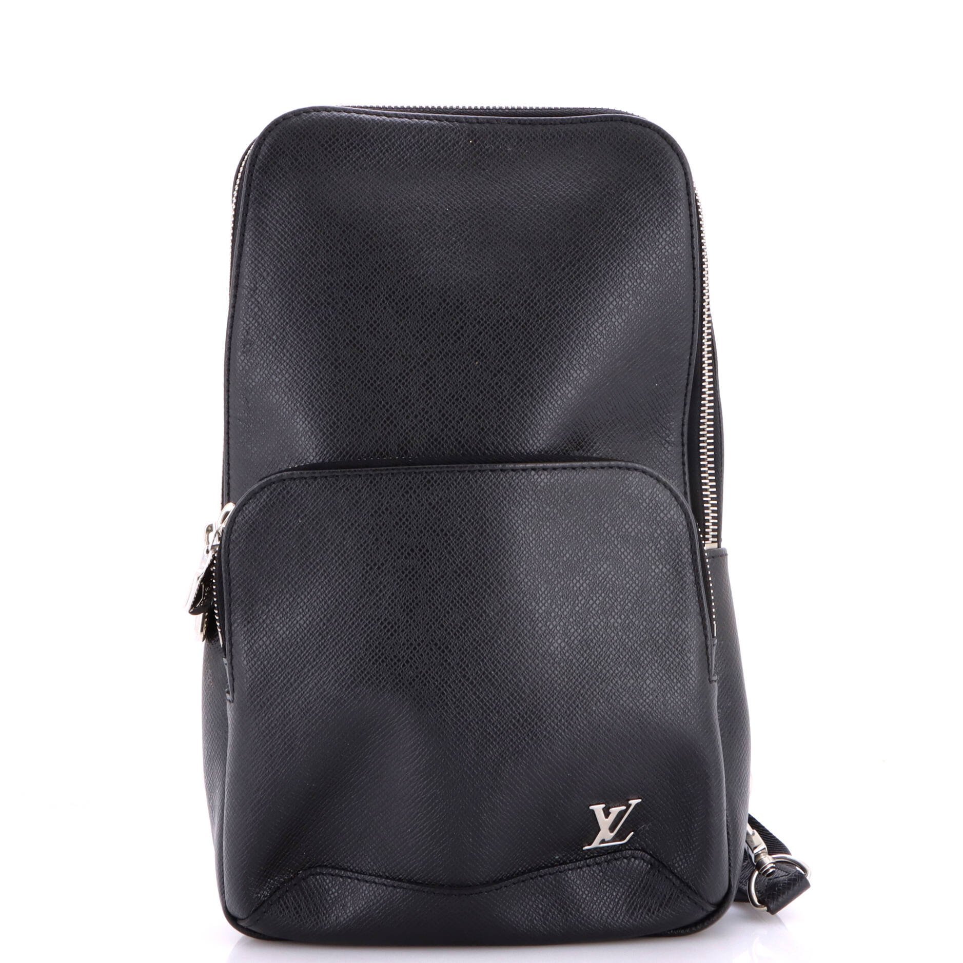 Leather crossbody bag