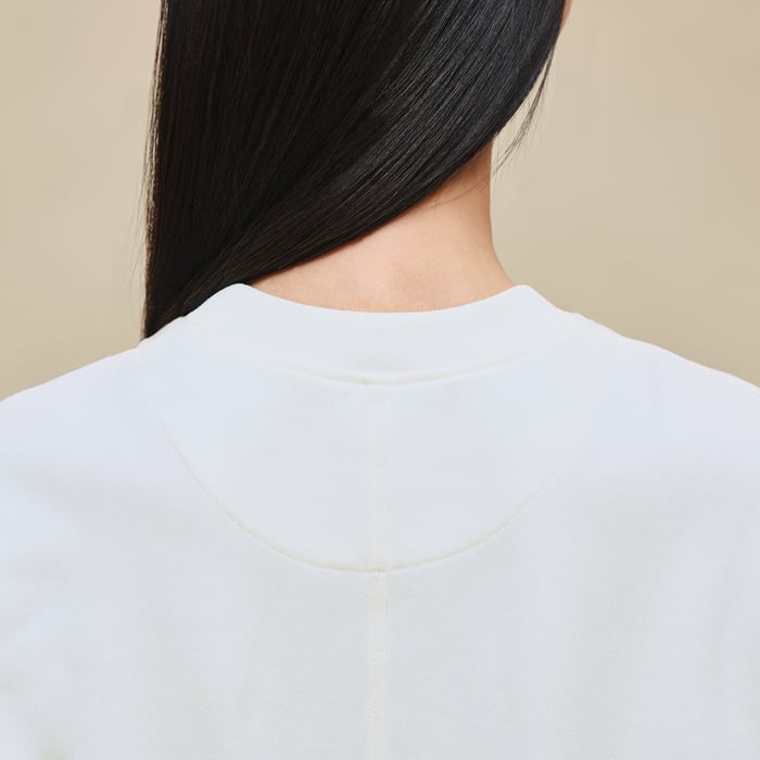 Blanc Cassé Sweatshirt With Embroidered Darts