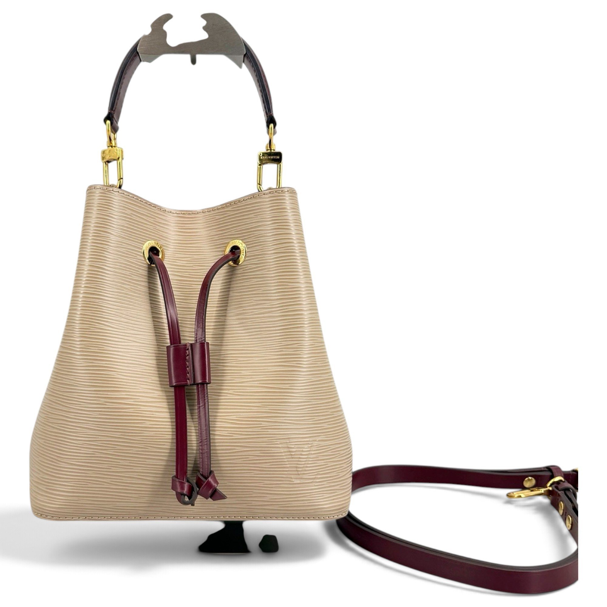 NéoNoé leather bag