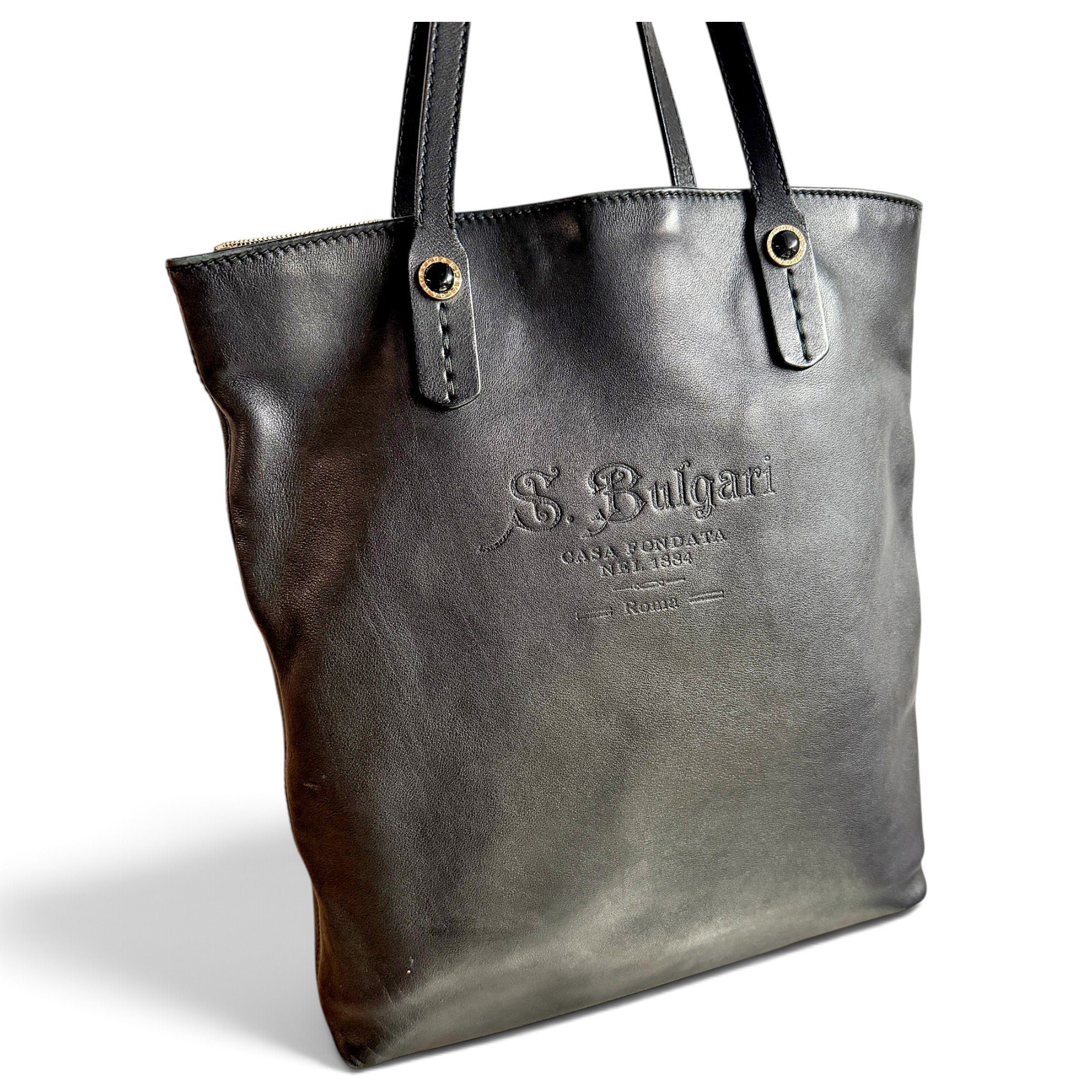 Leather tote