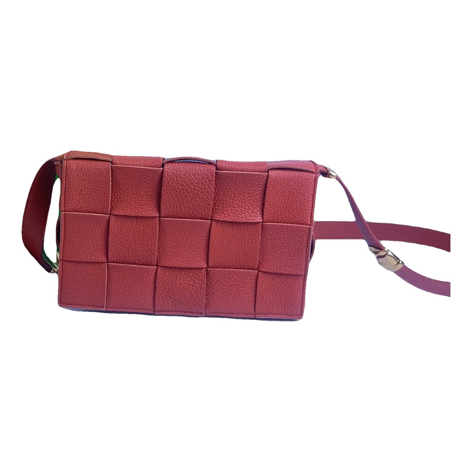 Cassette leather handbag