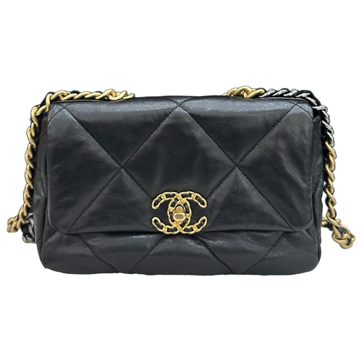 Chanel 19 leather handbag