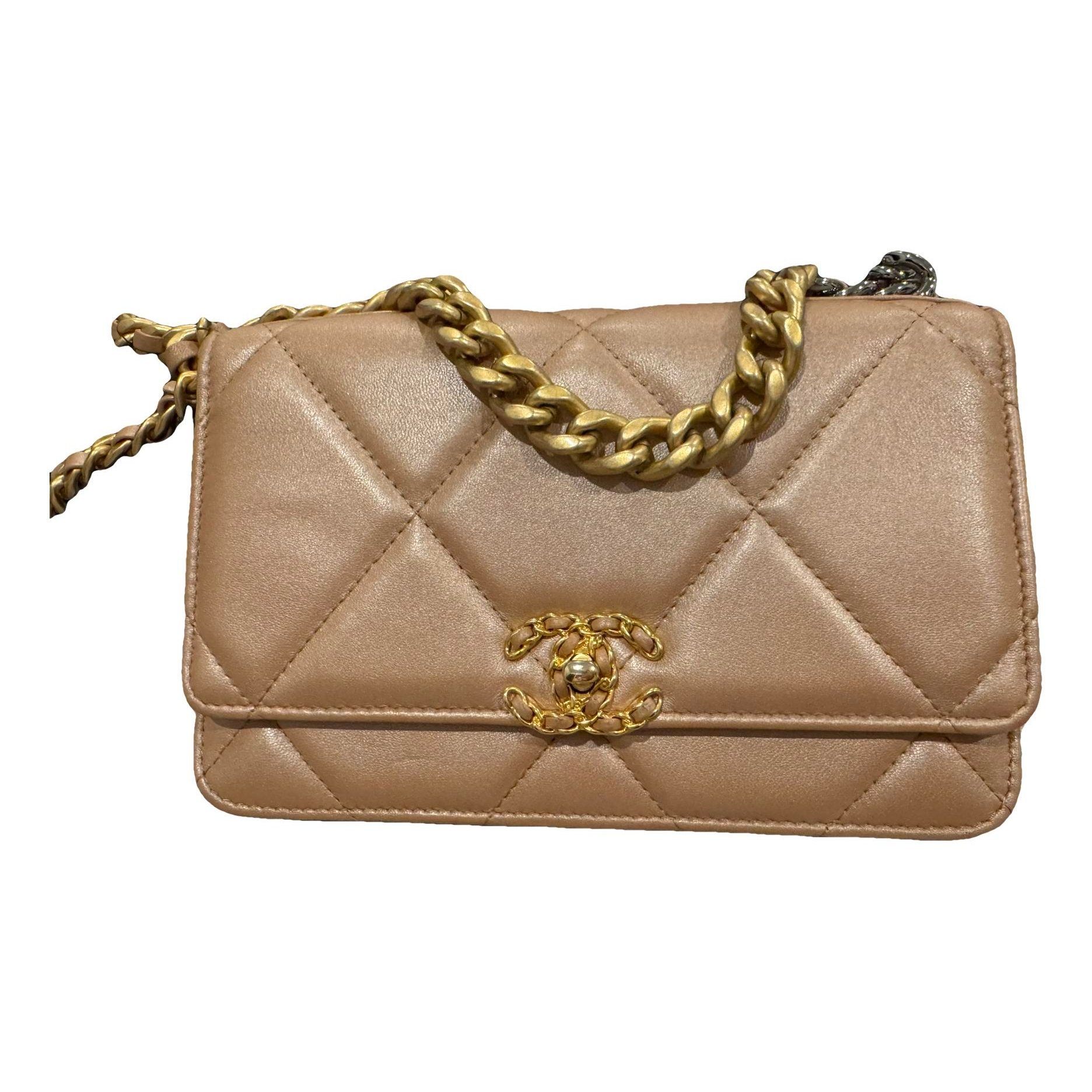 Wallet On Chain Chanel 19 leather handbag