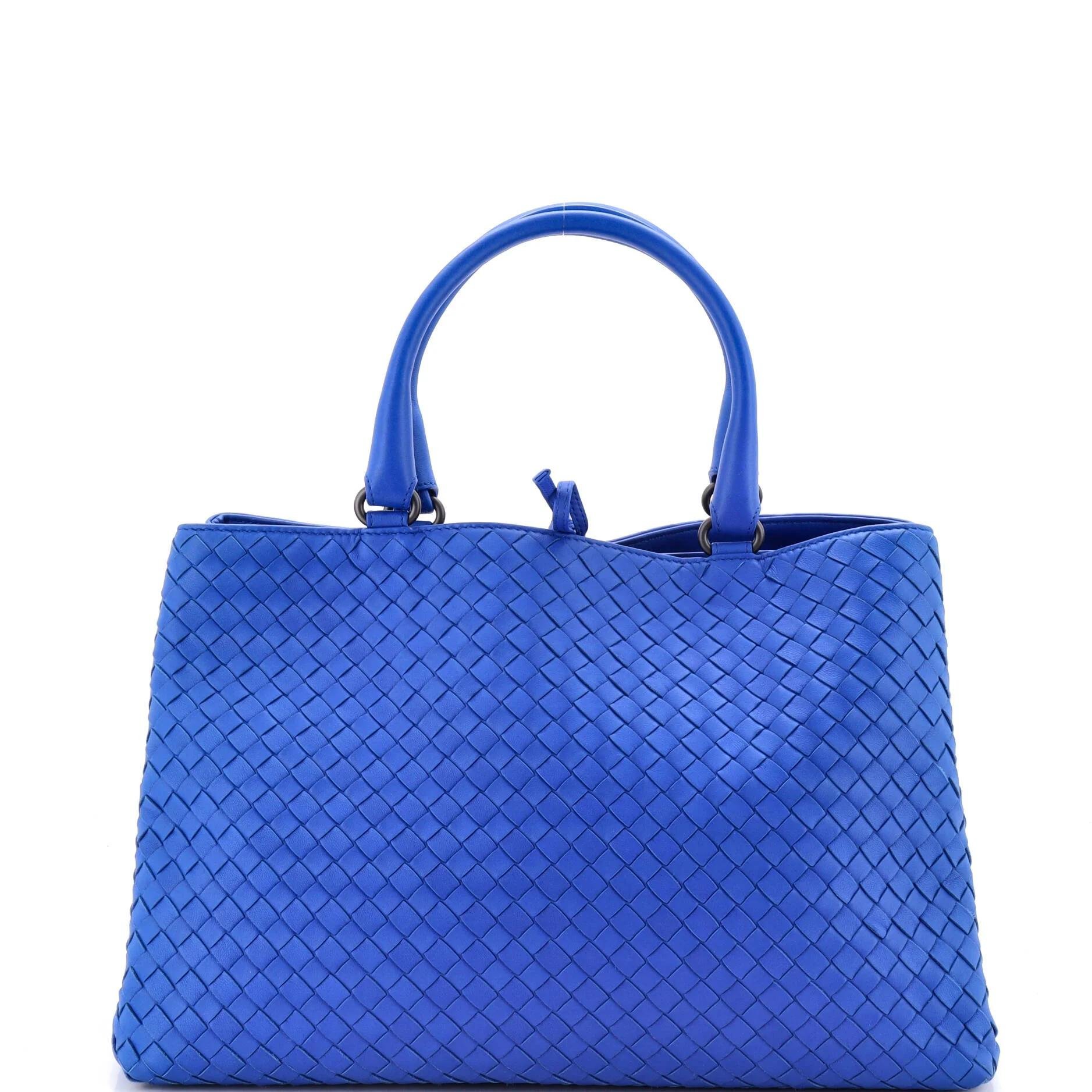 Leather tote