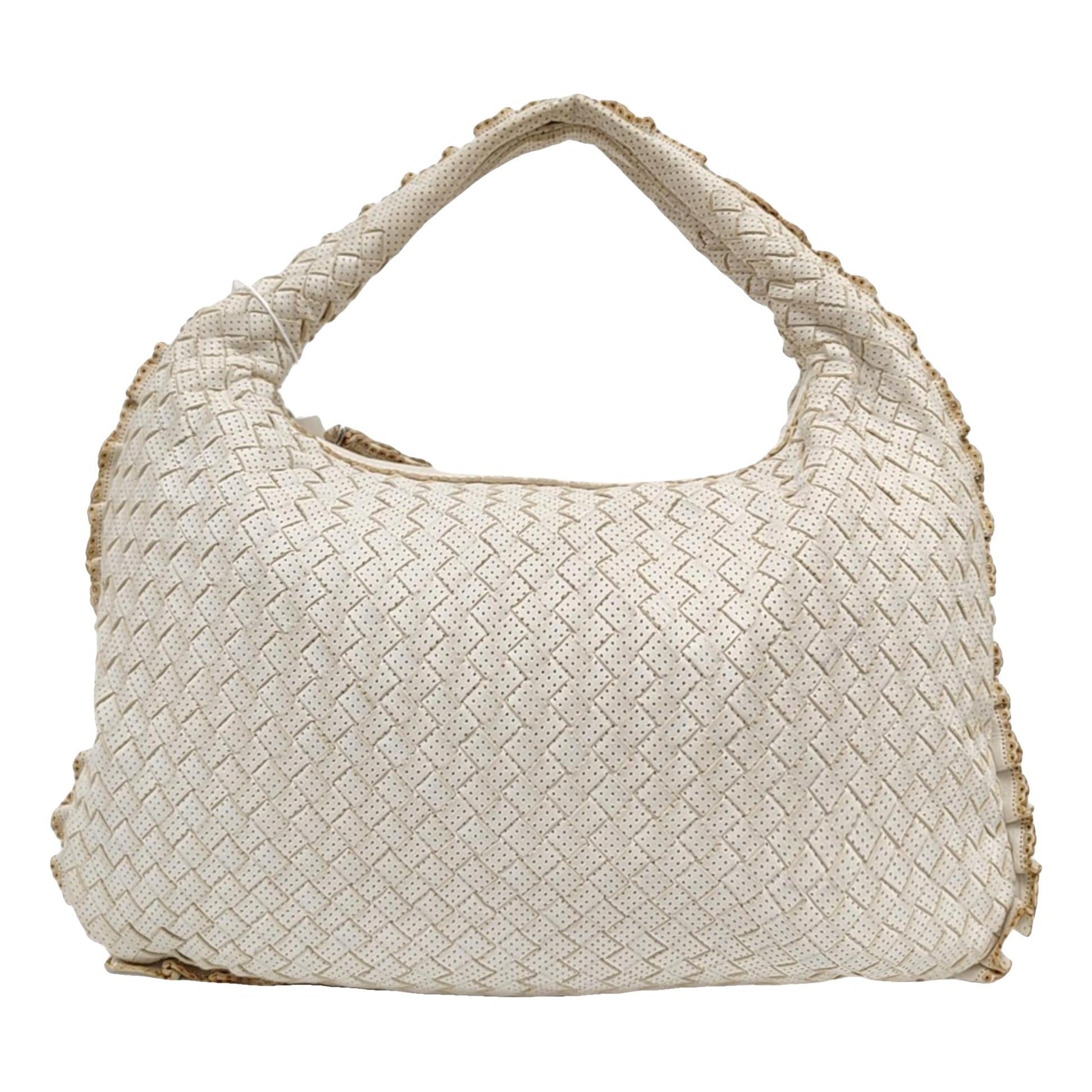 Veneta leather handbag