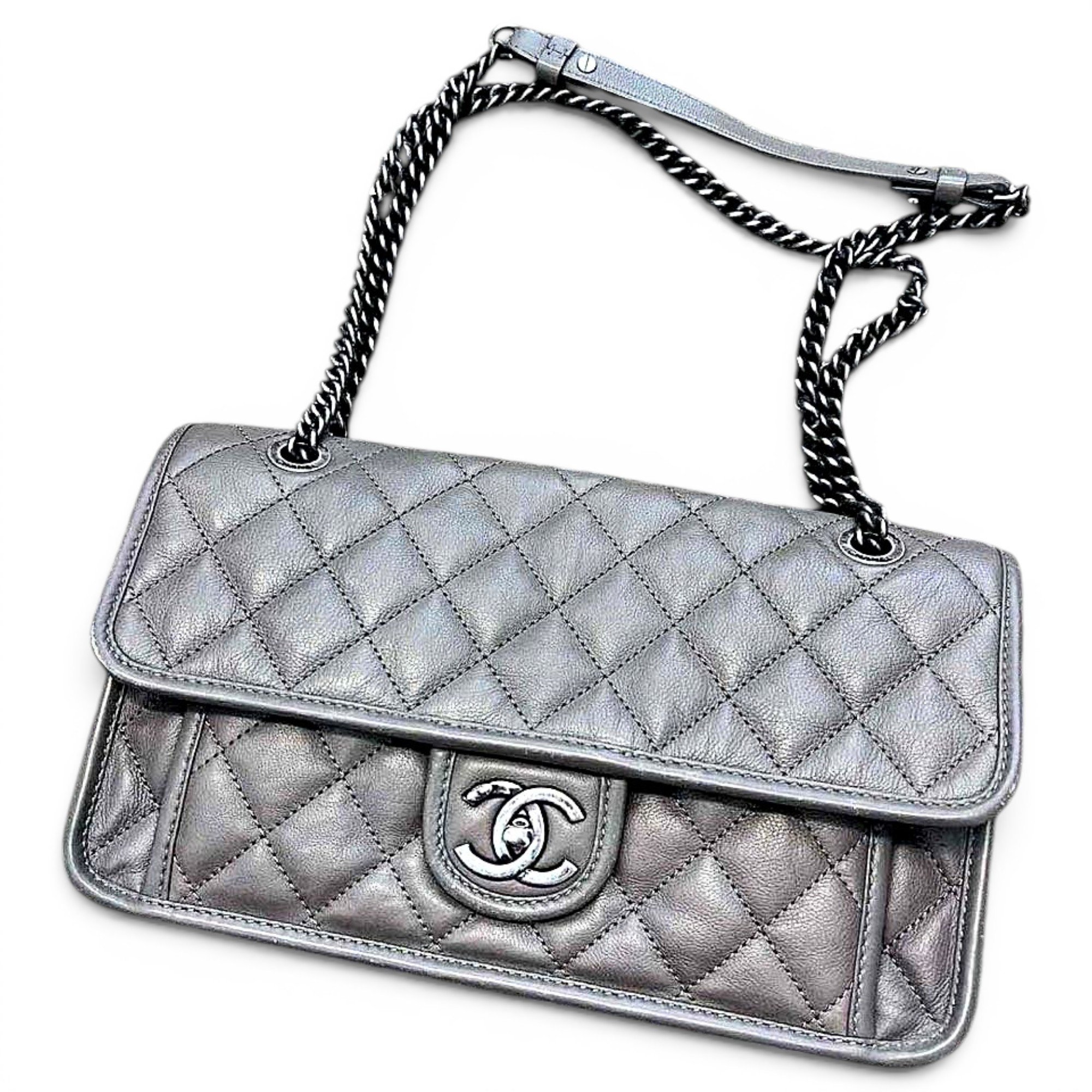Trendy CC Flap leather handbag