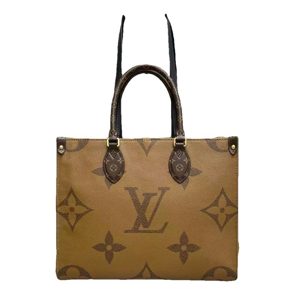 Onthego leather handbag