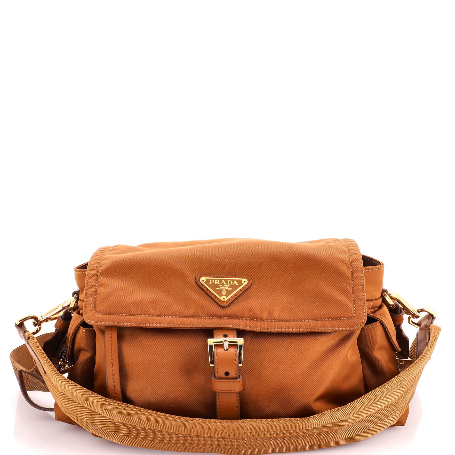 Explore Shoulder Bag Re-Nylon Medium