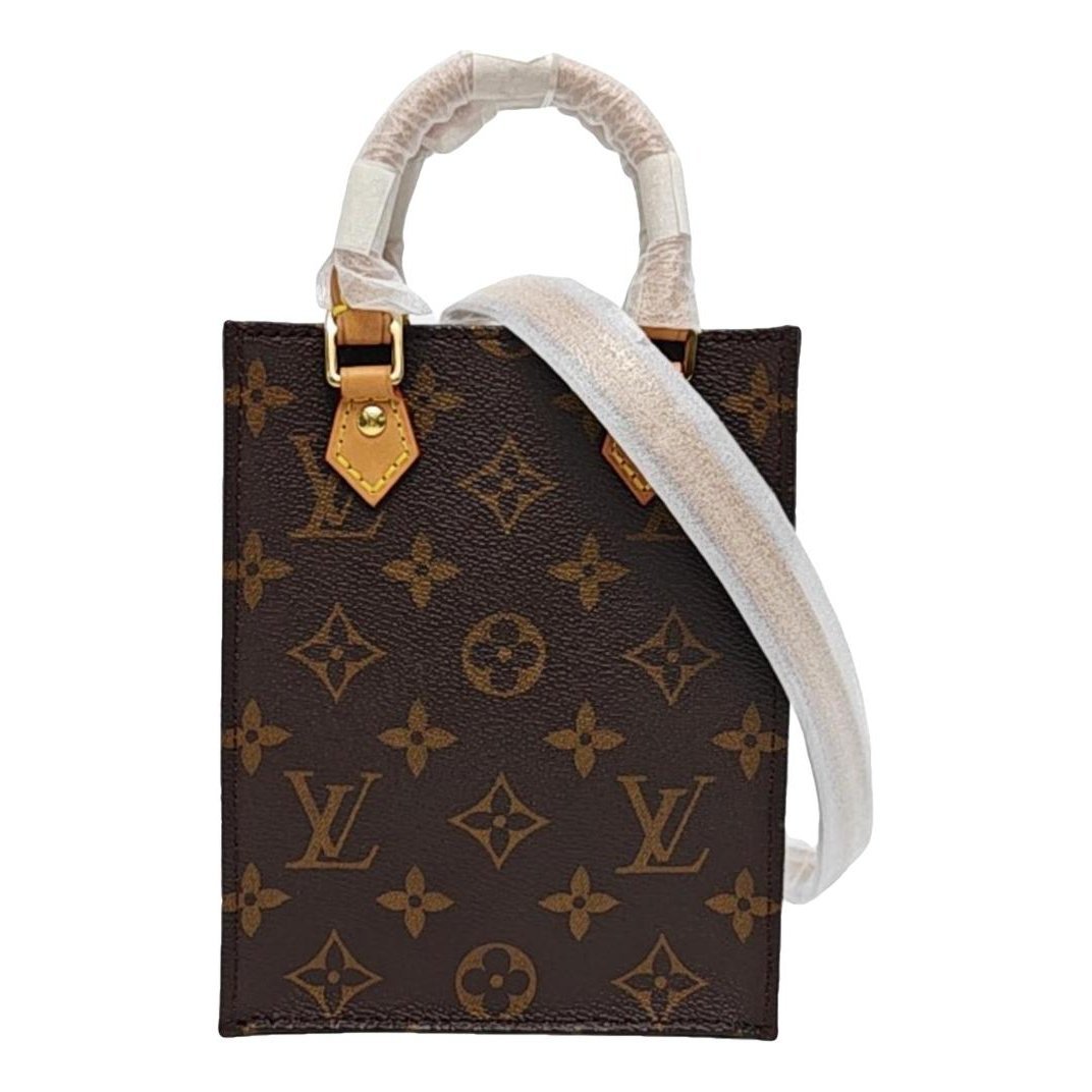 Plat leather handbag