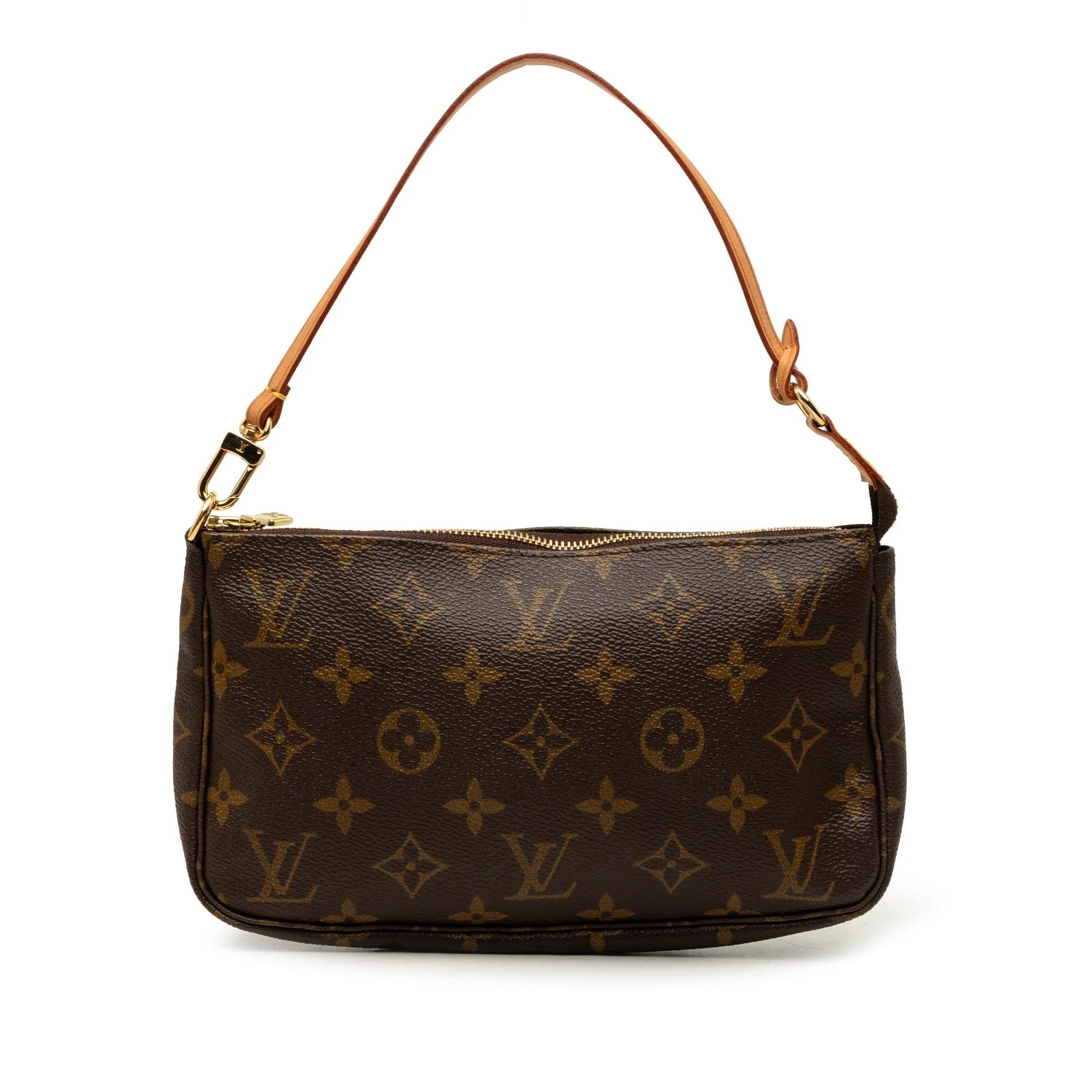 Pochette Accessoire leather handbag