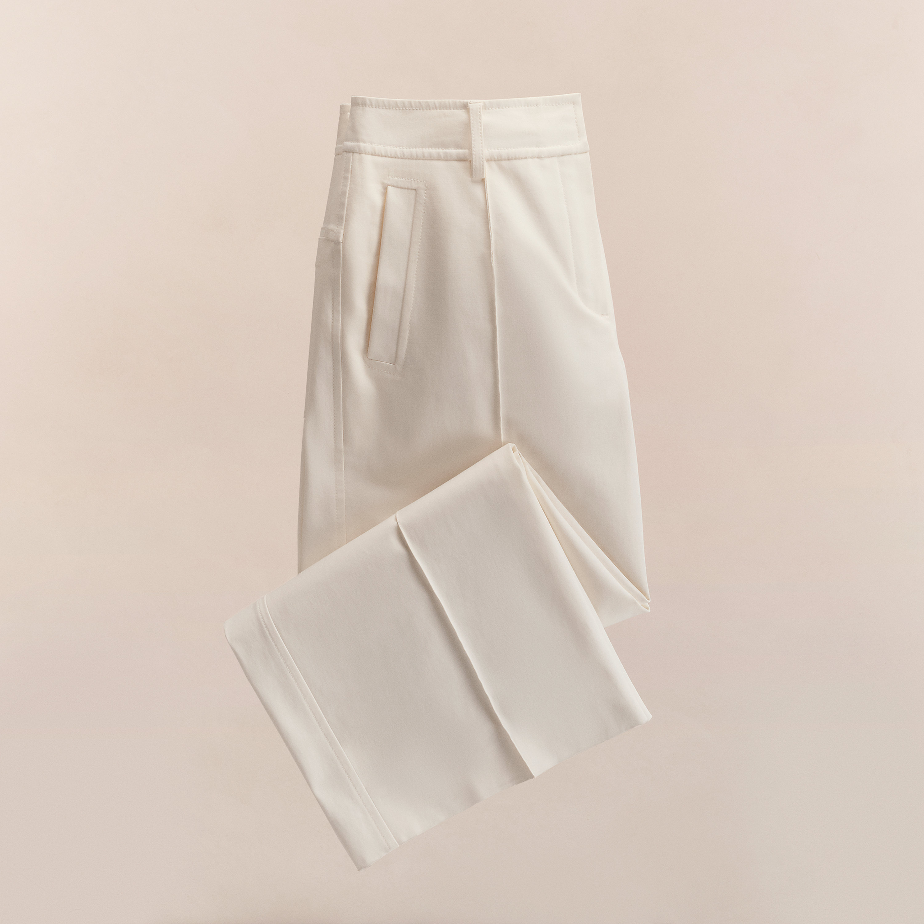 Cropped pants