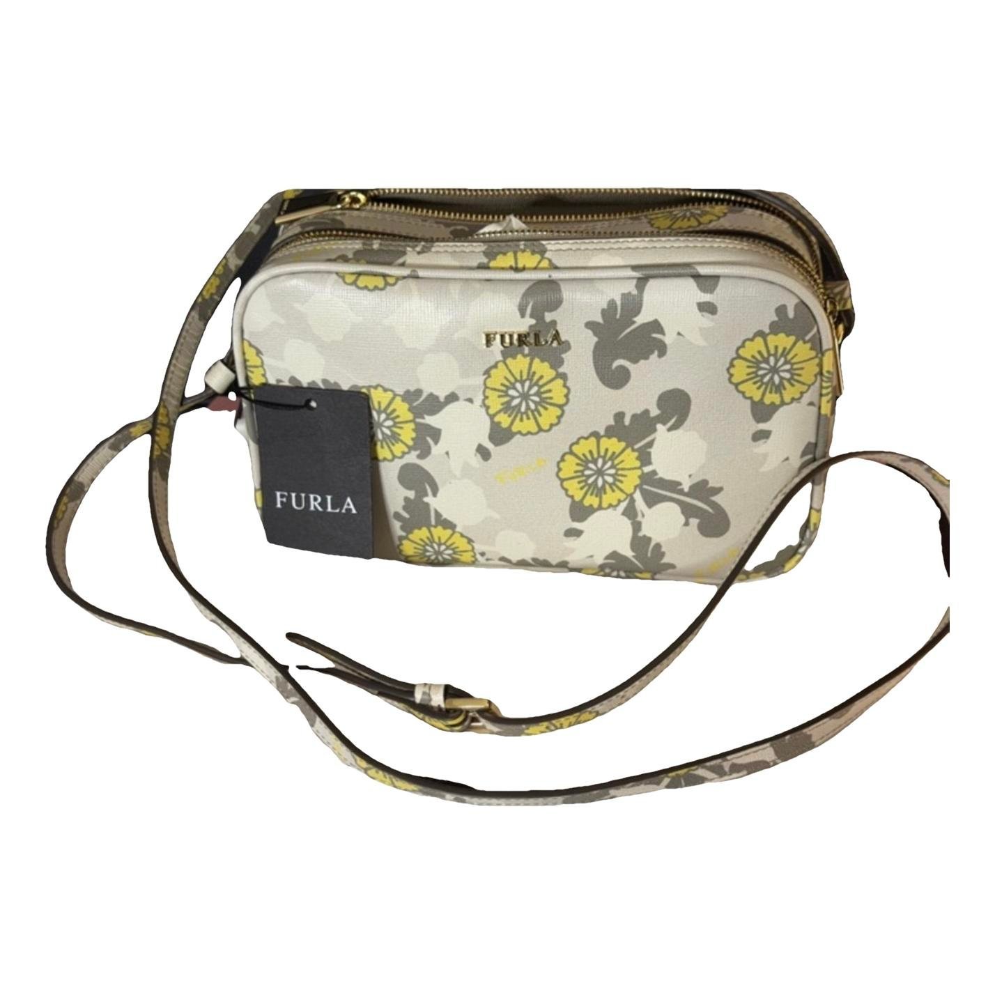 Leather crossbody bag